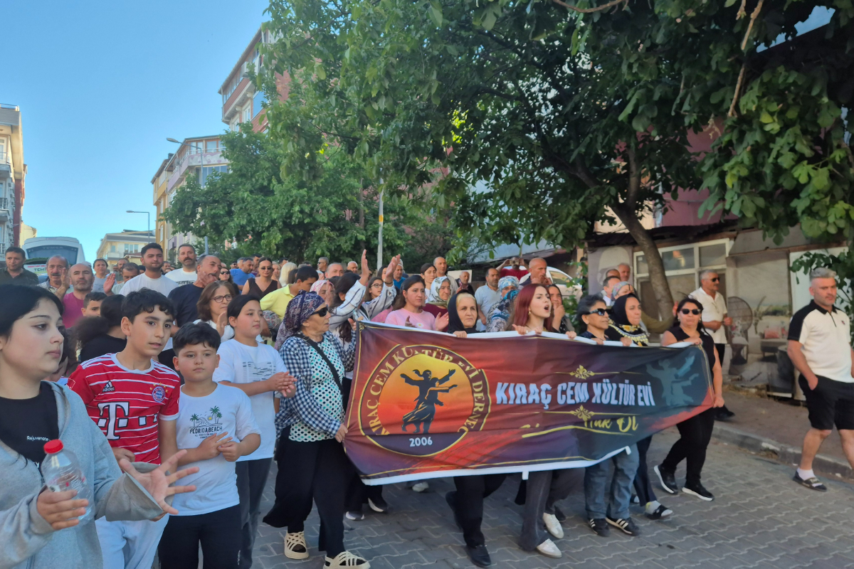 Kıraç Cemevi'nden Cem Vakfı'na tepki: "Cemevi halkındır, halkın kalacak"