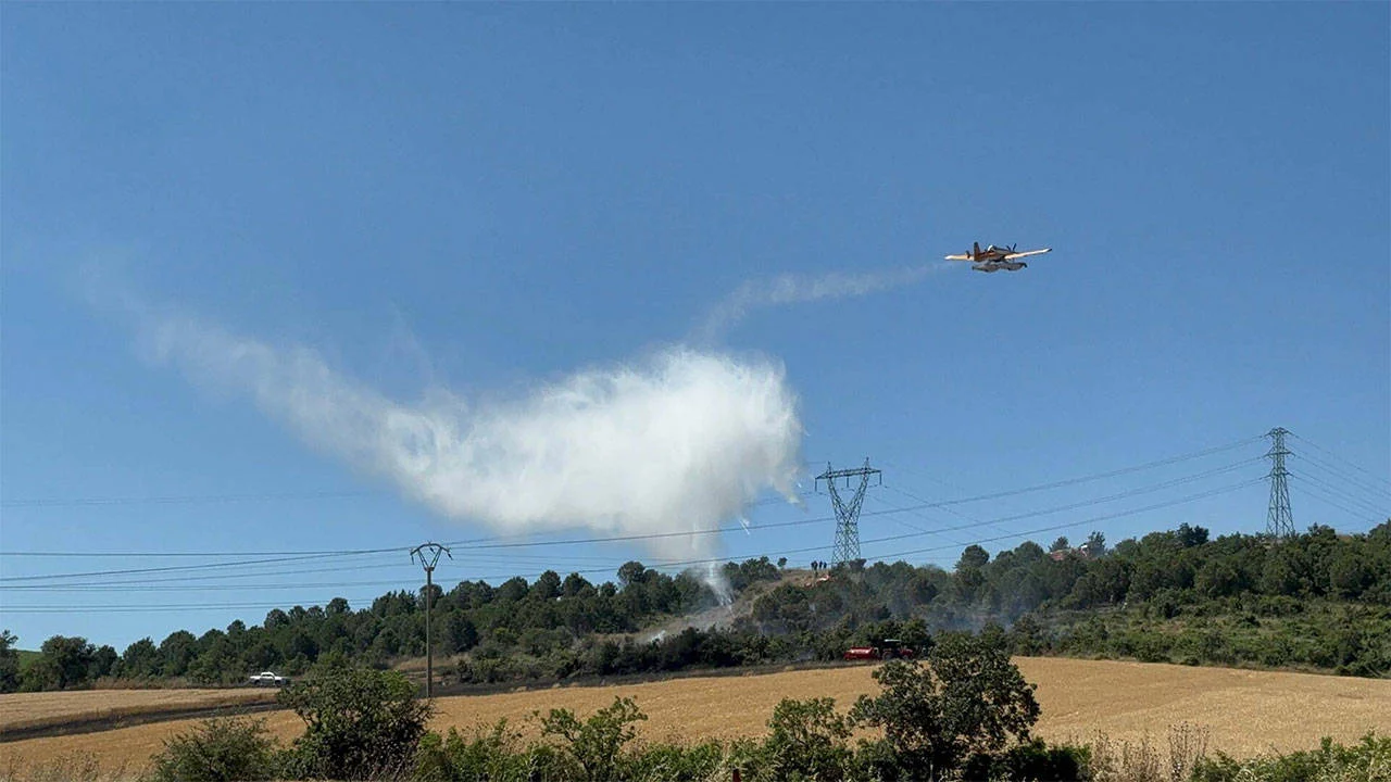 Çanakkale tarım alanındaki yangın kontrol altına alındı