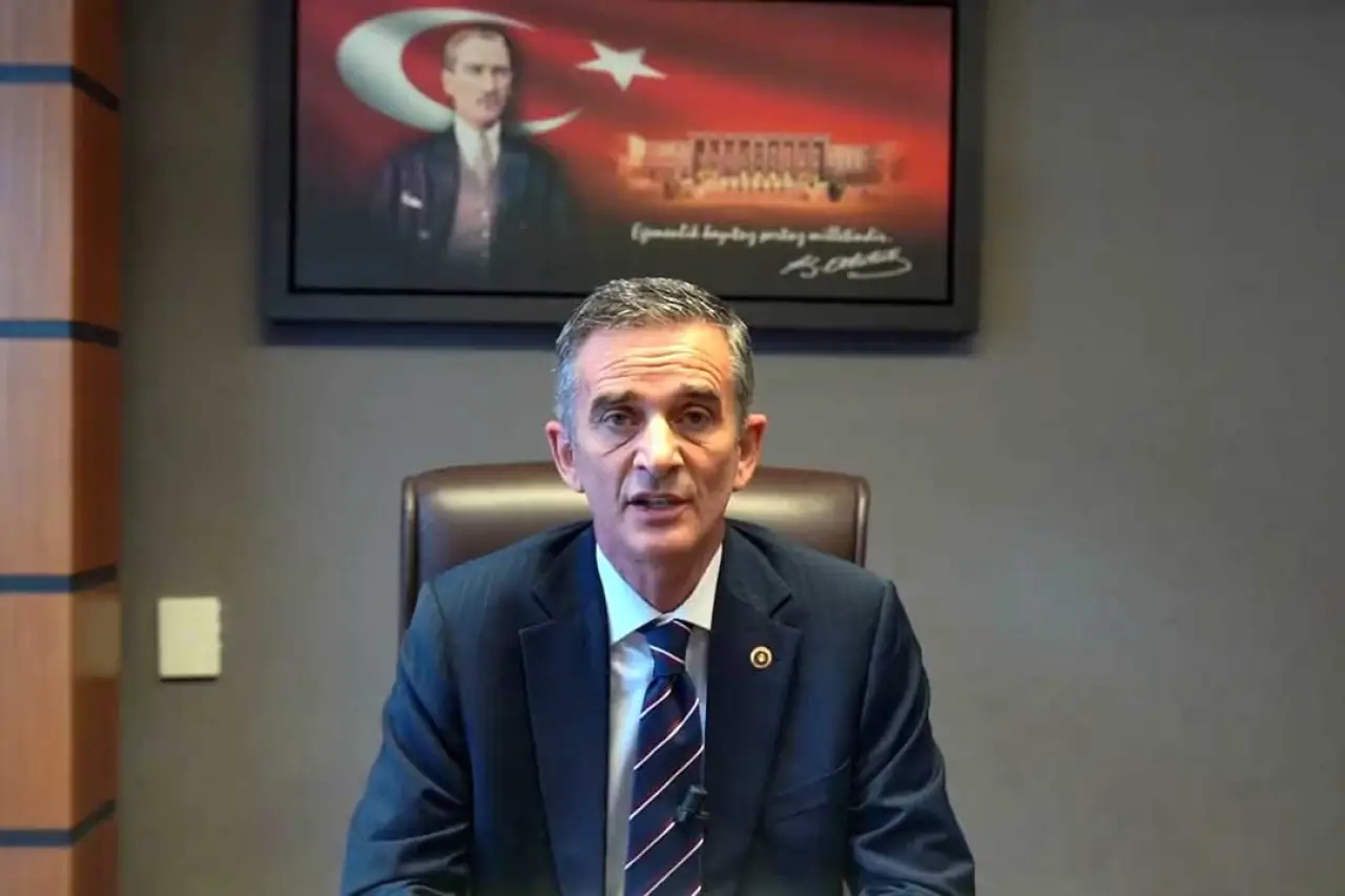 Ümit Dikbayır CHP’den ayrıldığını duyurdu