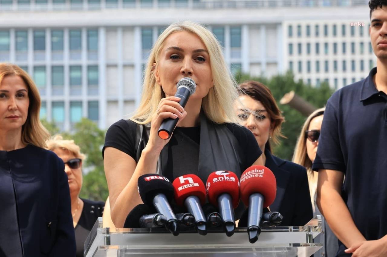 Dilek İmamoğlu'ndan Silivri'de adalet çağrısı: "Kaybedilecek bir saatimiz bile yok"