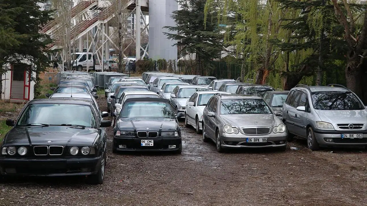 Milyonluk 'change araç' vurgunu... 12 ilde operasyon, 32 gözaltı