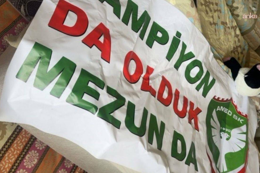 Ardahan Üniversitesinden 'Amedspor pankartı' açıklaması: 'İlkelerimiz gereği uygun görülmemiştir'