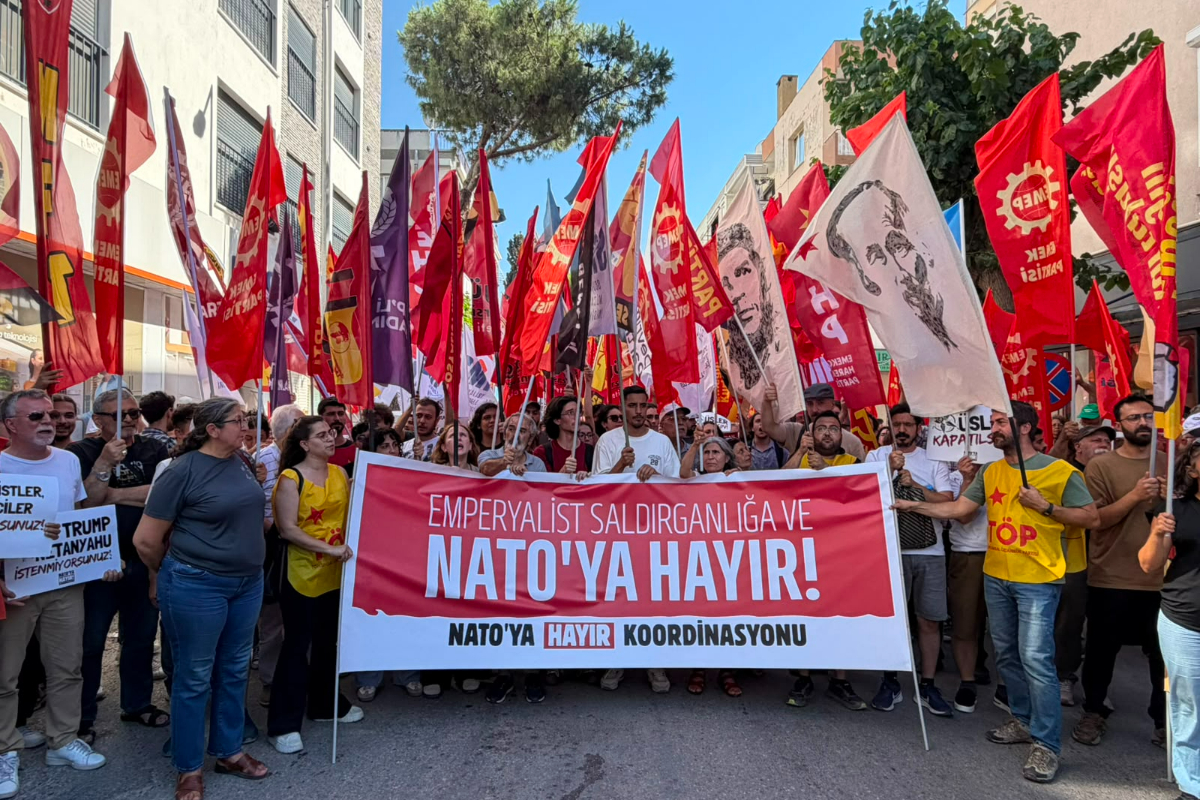 NATO zirvesi öncesi İzmir’den ortak ses: Türkiye NATO’dan çıkmalıdır