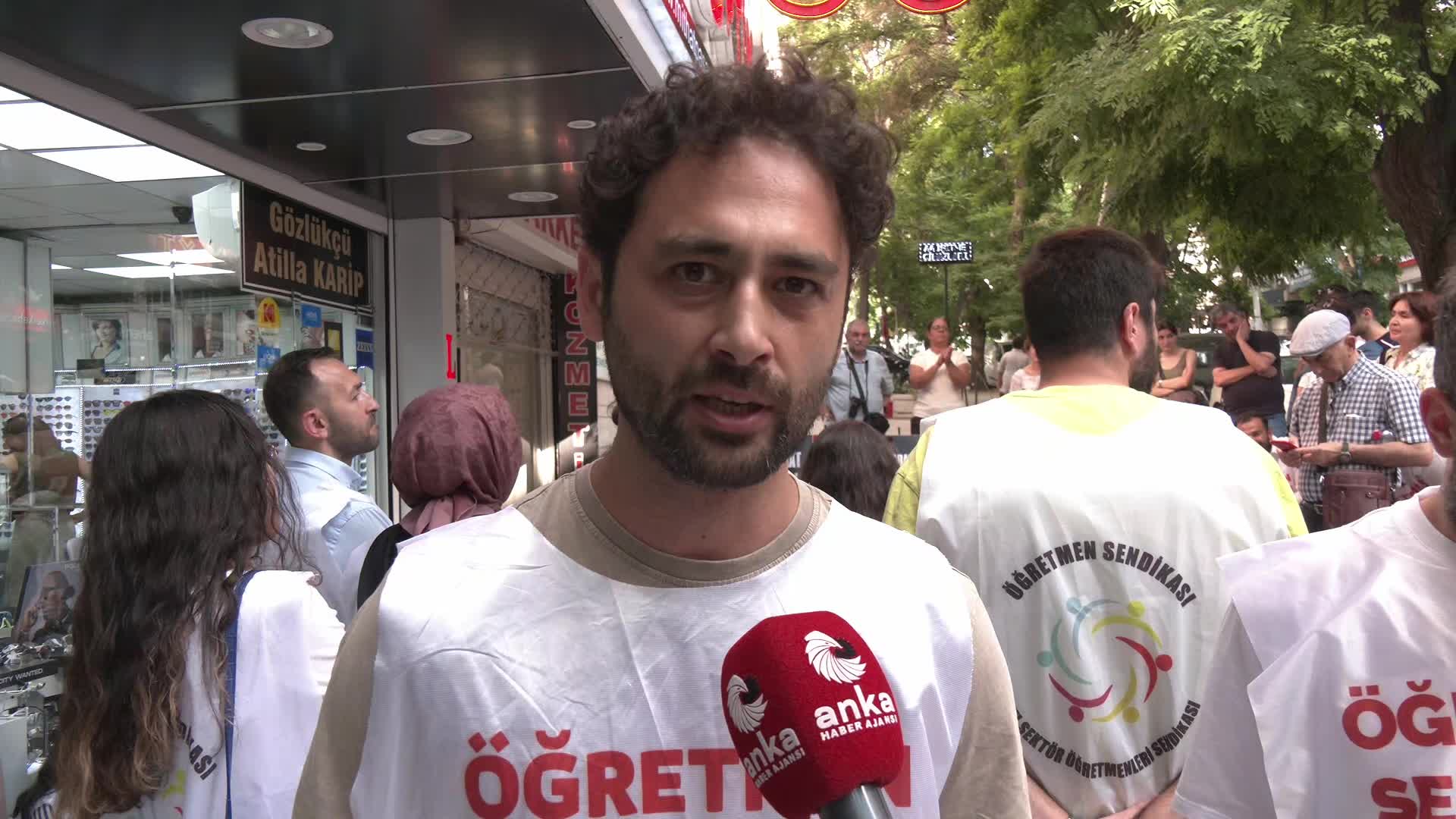 Öğretmenlerin açlık grevi sona erdi: "Mücadeleyi diğer illerde sürdüreceğiz"
