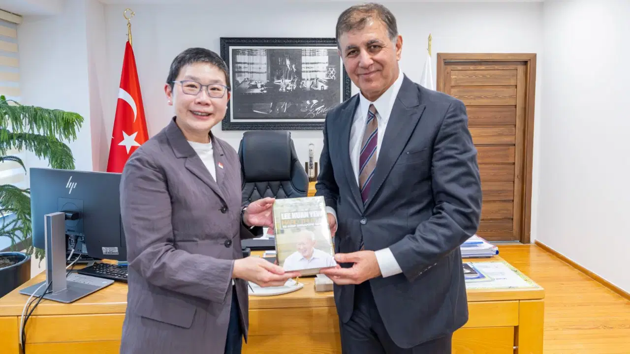 Cemil Tugay’dan Singapur’a İEF ve EXPO 2027 daveti