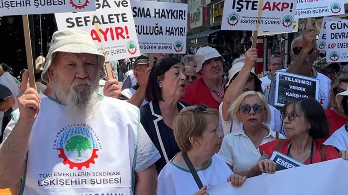 "Emekli Sendikaları Platformu siyasetin değil emeklilerin ortak taleplerinin platformudur"