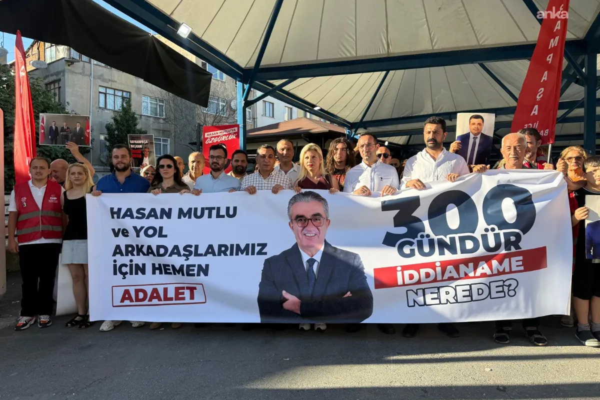 Bayrampaşa'da 300. gün yürüyüşü: "Biz yalnızca adalet istiyoruz"