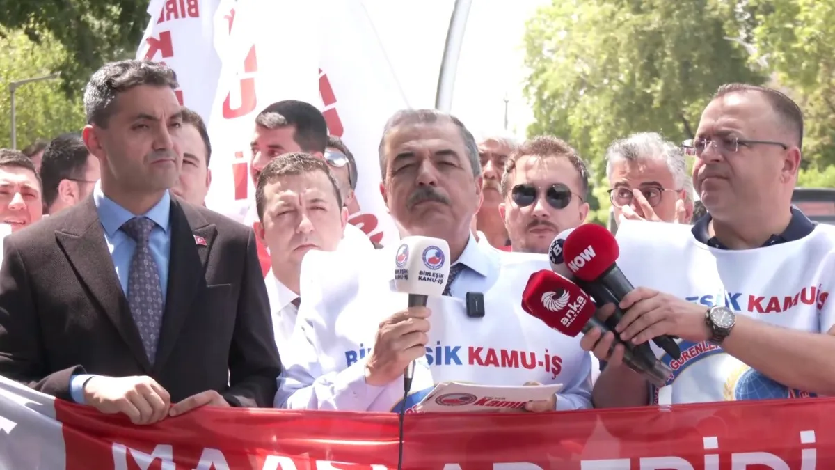 Birleşik Kamu-İş Konfederasyonu Genel Başkanı Orhan Yıldırım: "Bir an önce yüzde 50 ek zam talep ediyoruz"