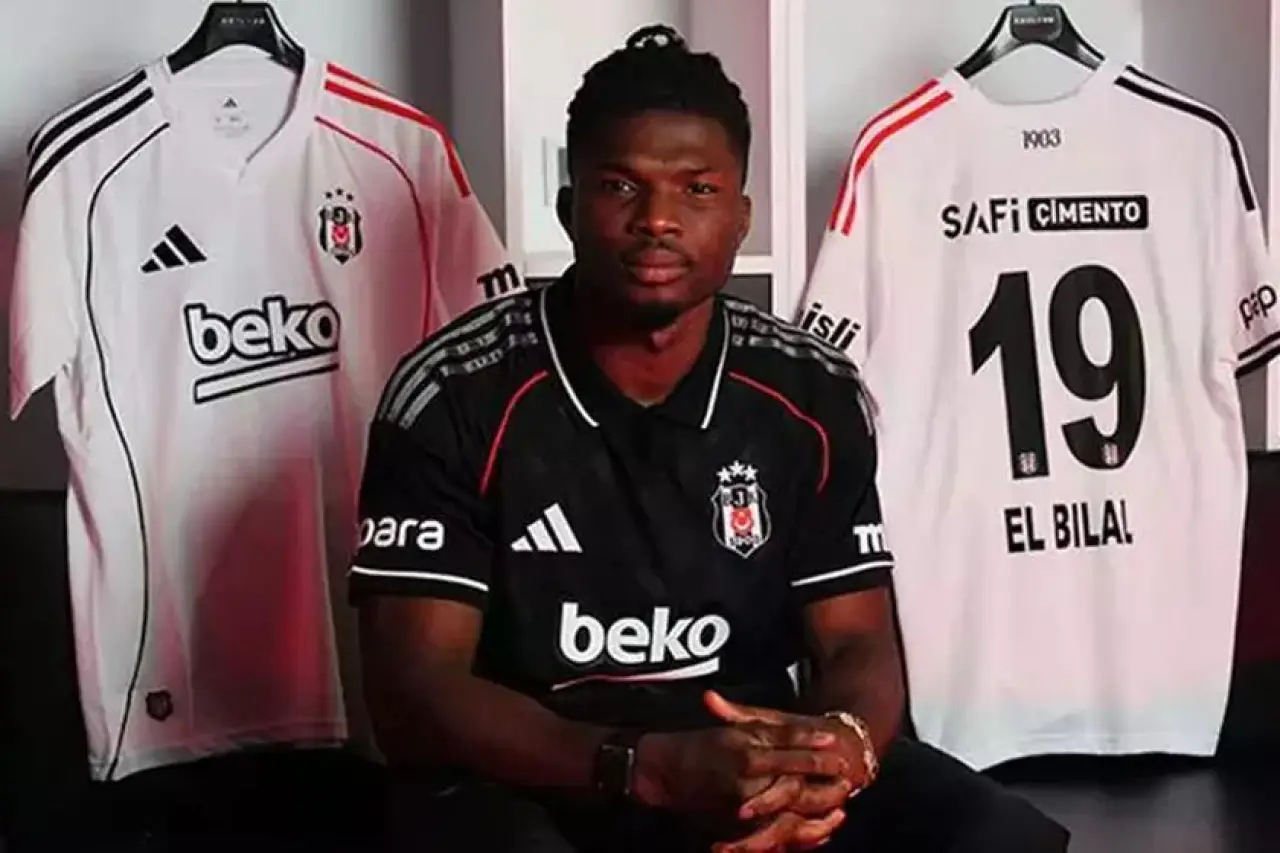 El Bilal Touré'den Beşiktaş taraftarına sert yanıt: Adımı kullanmayı bırakın