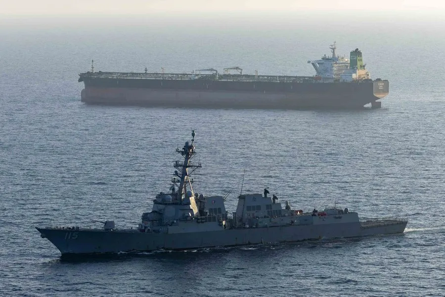 CENTCOM: İran'a yeni saldırı dalgası başladı