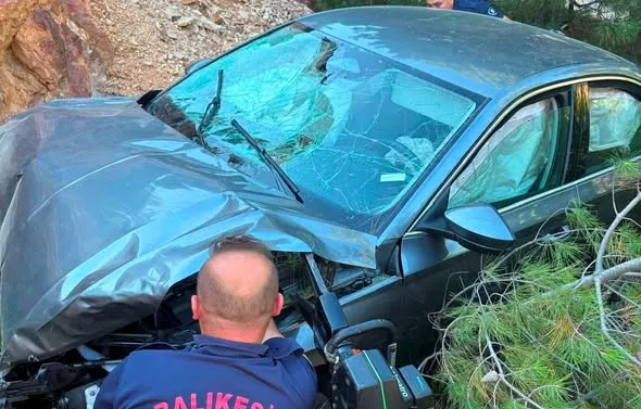 Balıkesir'in Havran Şapçı rampasında korkutan kaza: 2 yaralı