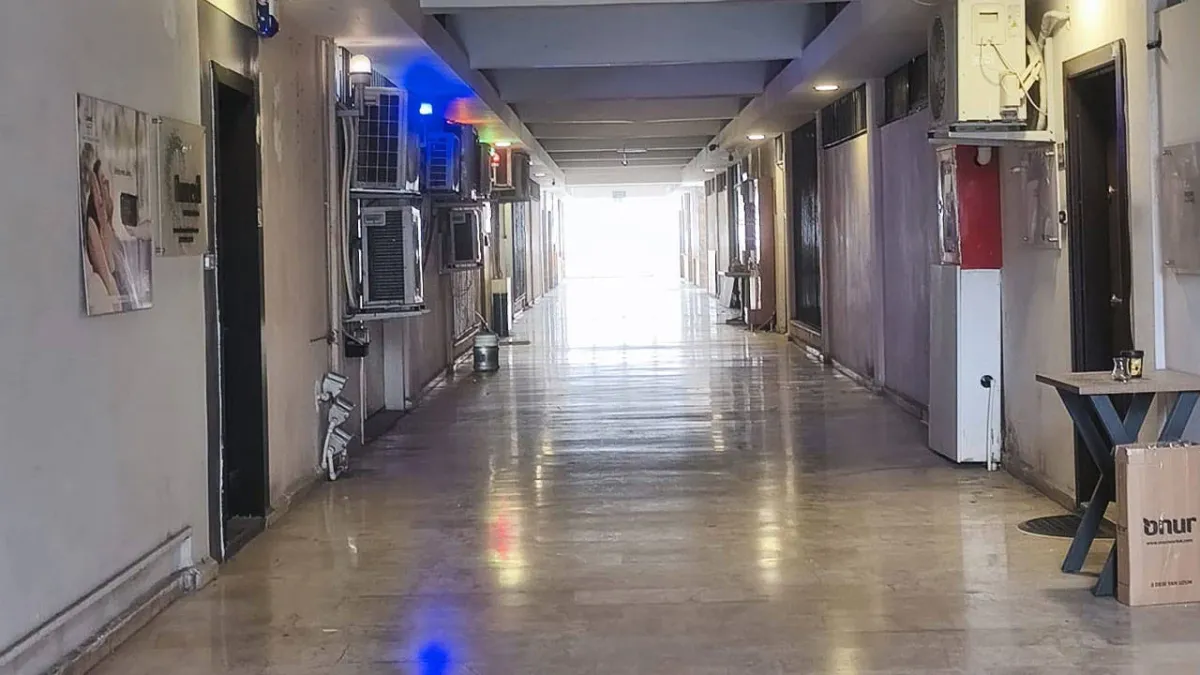 Tekstilde üretim giderek sökülüyor