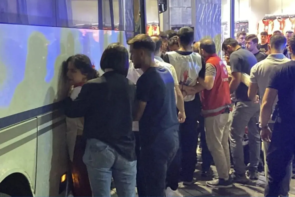 İskender Bayhan'dan 'NATO gözaltıları' için 12 soruluk önerge