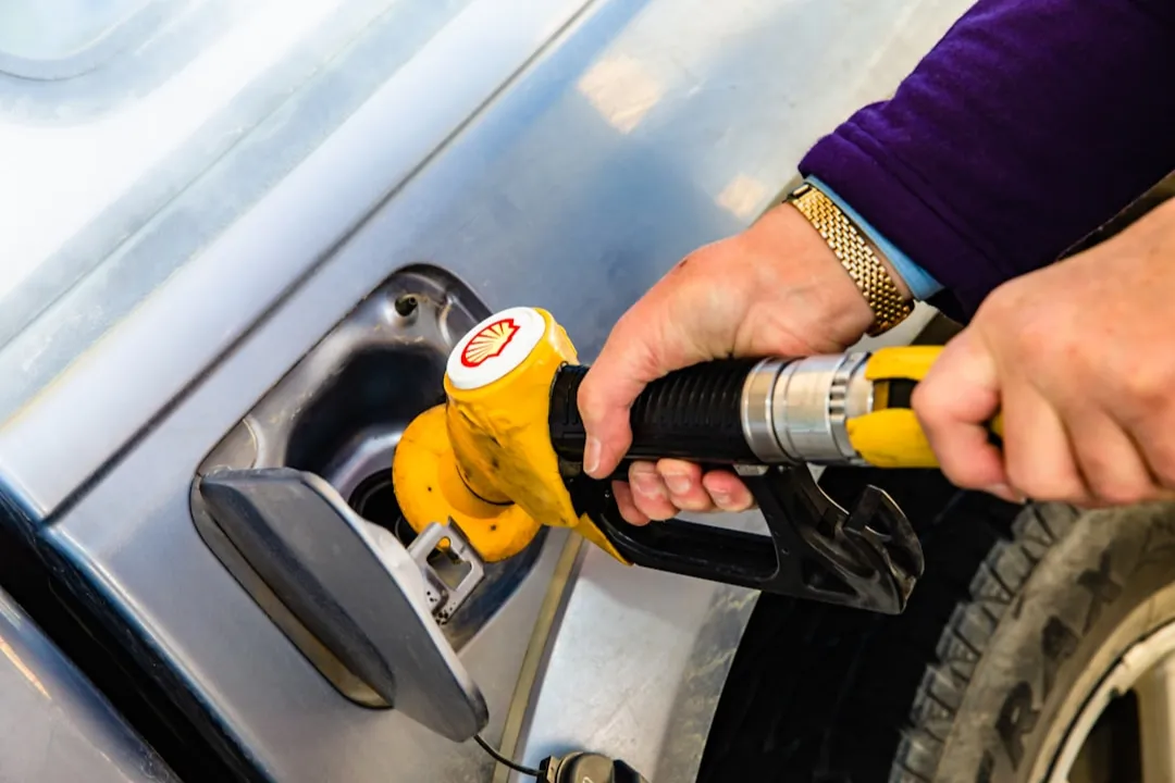 Akaryakıtta tabela yine değişti: Benzin ve motorine zam geldi