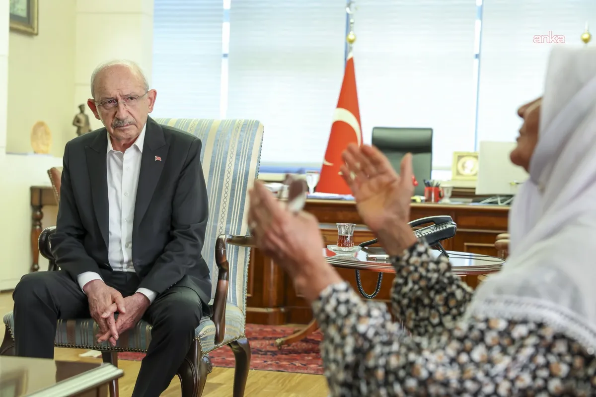 Kemal Kılıçdaroğlu, "adalet" arayan Narin Güran'ın ailesine "destek" sözü verdi