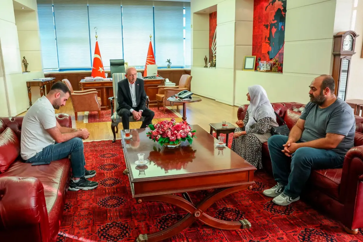 Kılıçdaroğlu, Narin Güran'ın ailesiyle görüştü