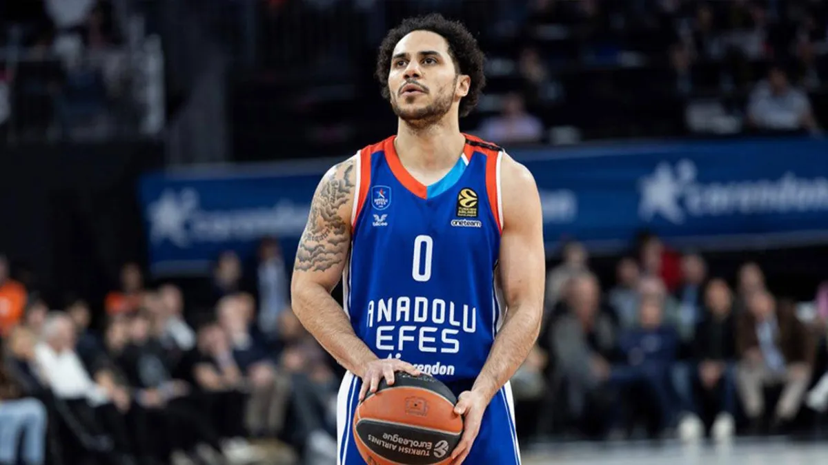 Shane Larkin'den Anadolu Efes'e ayrılık sözleri: "Ayağımın altındaki zemin çekildi"