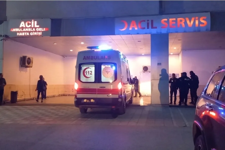 Eskişehir’de 3. kattan düşen çocuk ağır yaralandı