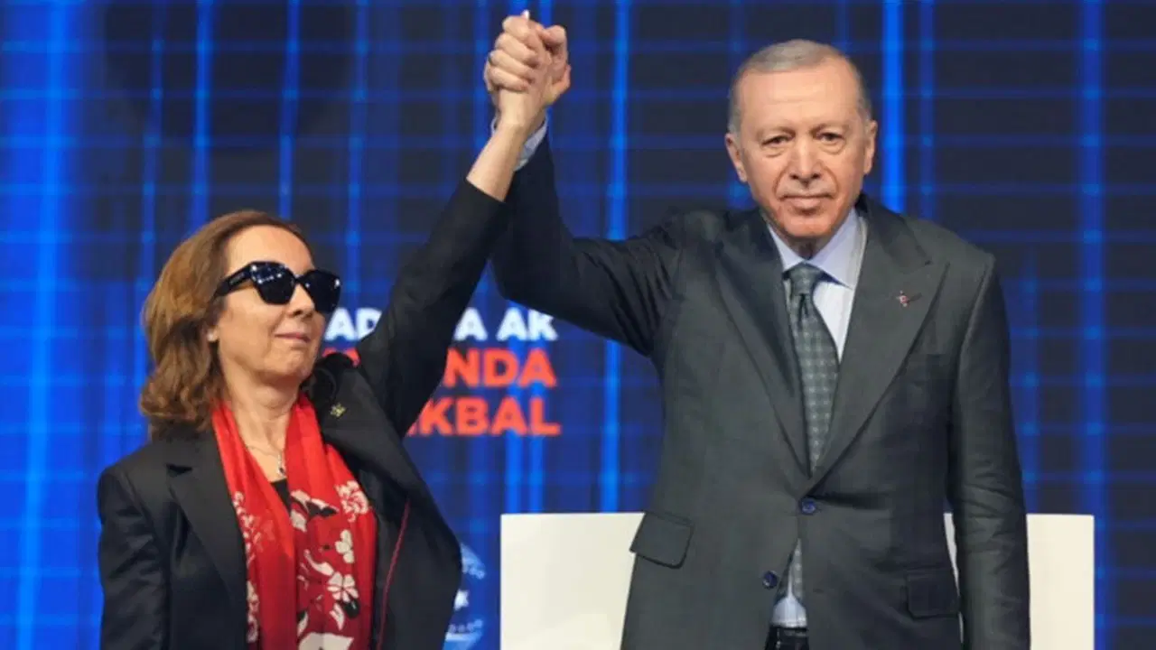 İddia: Serap Yazıcı Özbudun, Erdoğan'a 'parlamenter sisteme dönebilsek, siz kaydı hayat şartıyla cumhurbaşkanı kalsanız' dedi