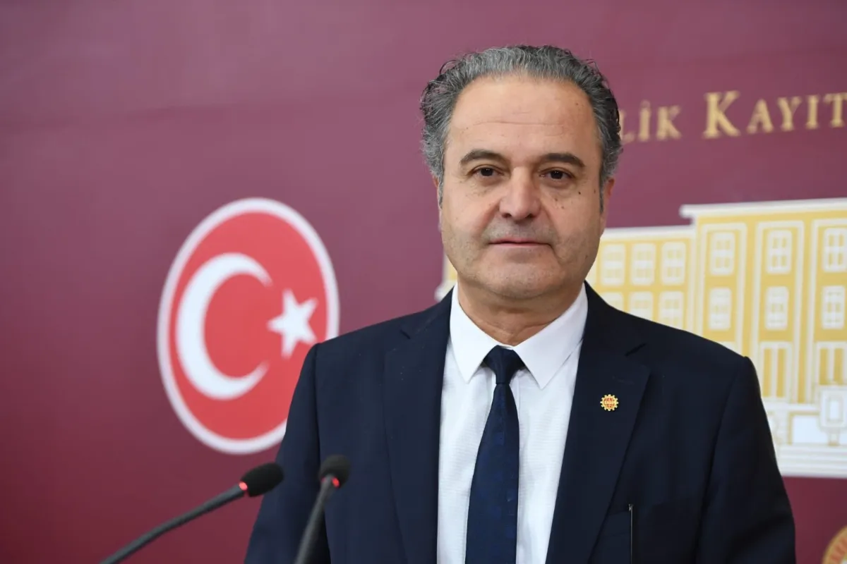 EMEP Milletvekili İskender Bayhan: MEB eğitim hakkı ihlallerini görmezden geldi, sorularımızı yanıtsız bıraktı