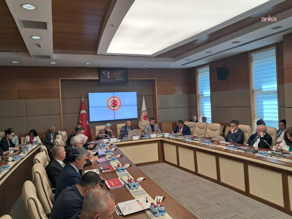 TBMM Şanlıurfa ve Kahramanmaraş Okul Olaylarını ve Dijital Riskleri Araştırma Komisyonu’nun görev süresi bir ay uzatıldı