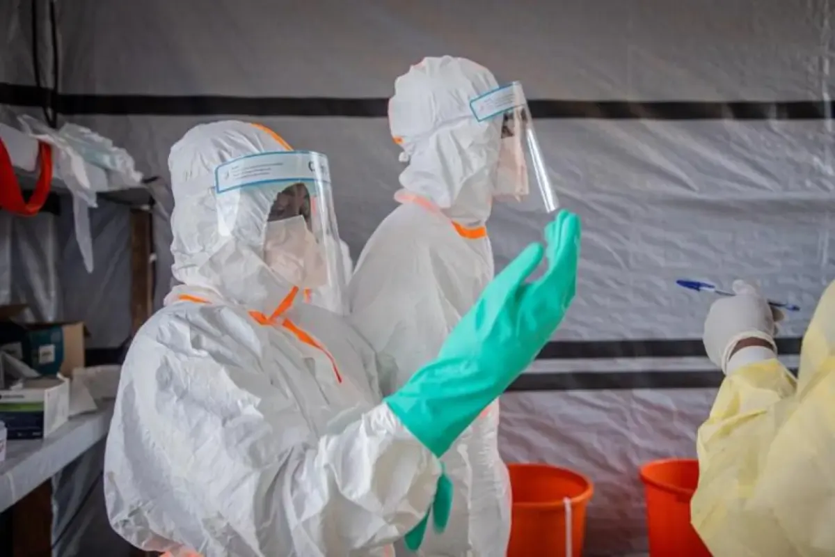 Ebola salgını durdurulamıyor: Vaka sayısı 2 bin 423'e hayatını kaybedenlerin'sayısı 967’ye yükseldi