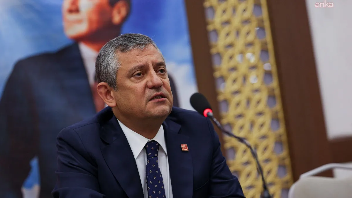 Özgür Özel il başkanlarıyla toplandı: Bugün Türkiye’de bir ‘yeni’ kuruluyor