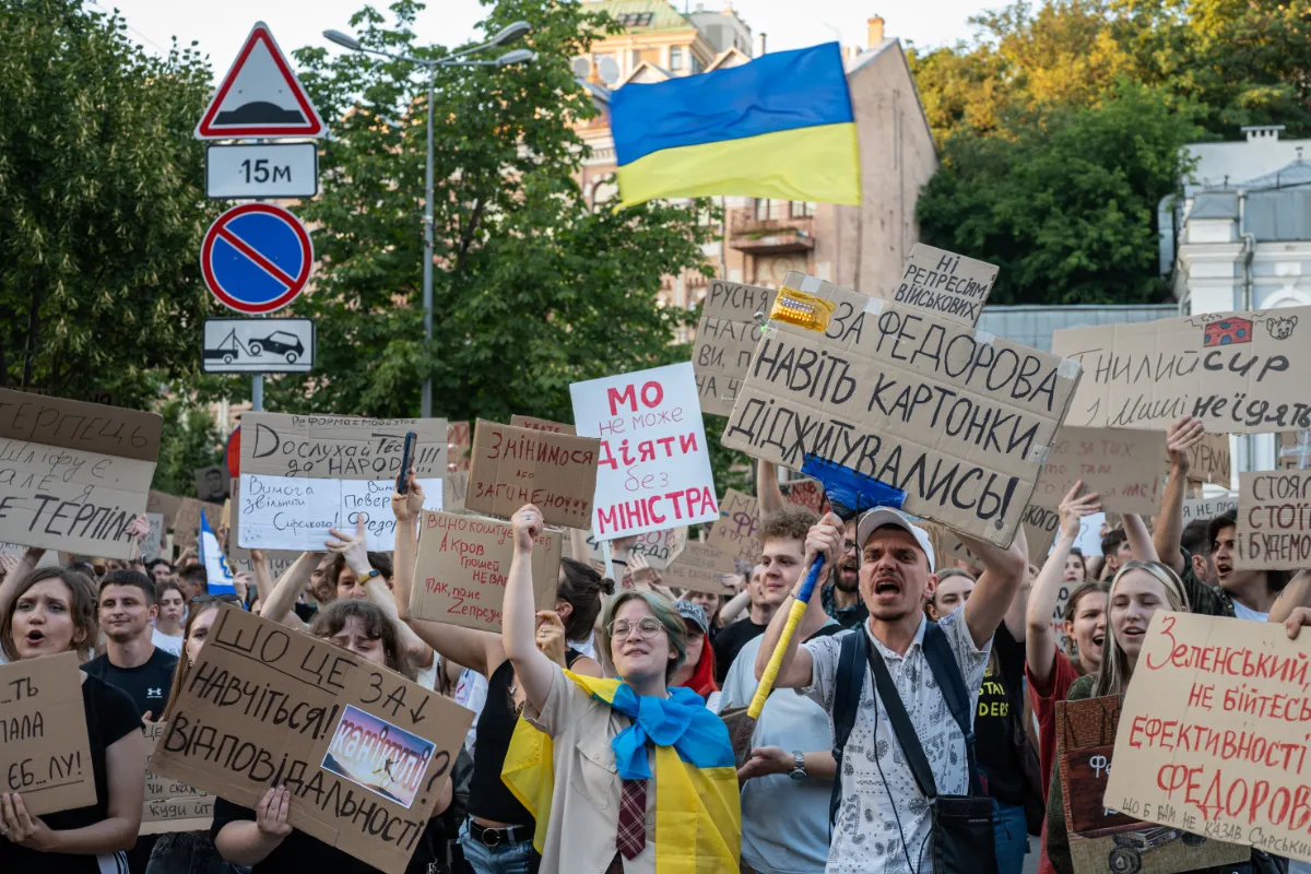Ukrayna’da savaş döneminin en büyük protestoları