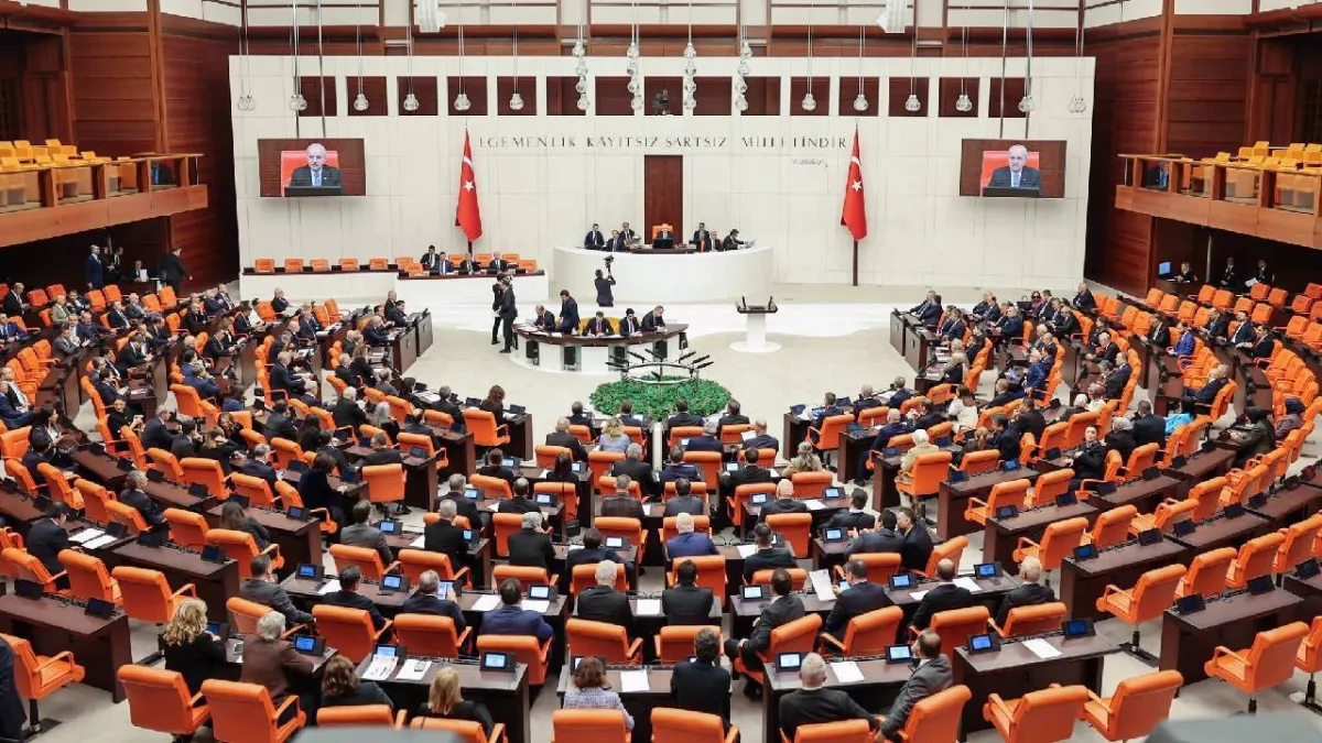 AKP istedi, Meclis'te kabul edildi: TBMM 24 Temmuz'da da çalışacak