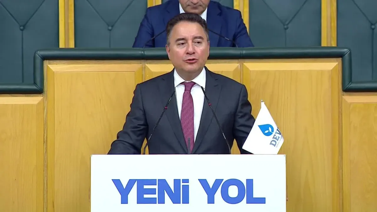Yeni Yol Grup Toplantısı… Ali Babacan: "AHBAP Derneği'nin yapılanmasındaki kimi çatlaklara siyasi sebeplerle mi göz yumuldu?"