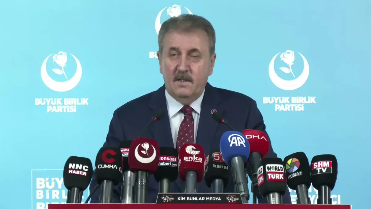 Mustafa Destici'den Muhsin Yazıcıoğlu soruşturmasına dair açıklama: "Bu sefer mutlaka ama mutlaka kastı, kusuru olanlar bedelini ödeyecek"