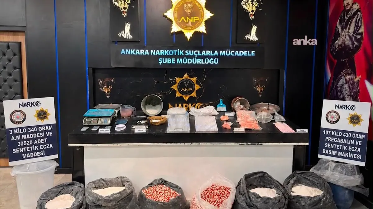 Ankara'da yaklaşık 111 kilo uyuşturucu ham maddesi ve 30 bini aşkın uyuşturucu hap ele geçirildi