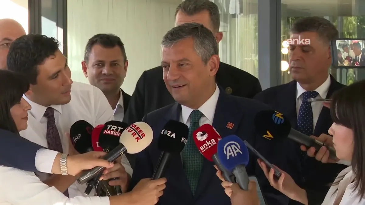 Özgür Özel: Partimizin siyasi kuruluşunu ağustos-eylül ayında milletimizle yapacağız