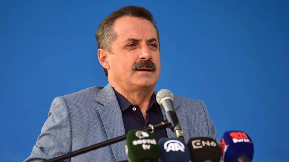 AKP'li Çelik ülkeyi yönettiklerini unuttu emeklilik sistemindeki soruna işaret etti