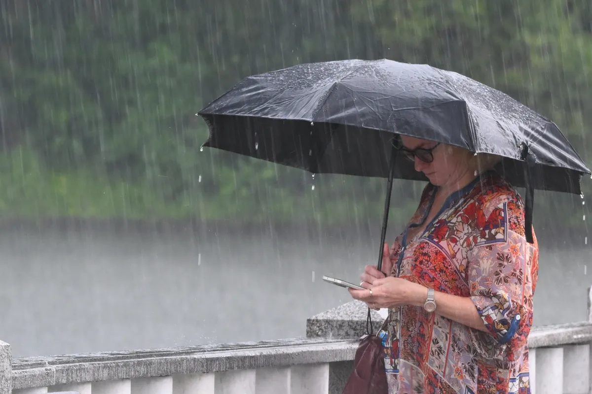 Meteoroloji'den uyarı: Bir yanda sağanak, bir yanda kavurucu sıcaklar (23.07.2026)