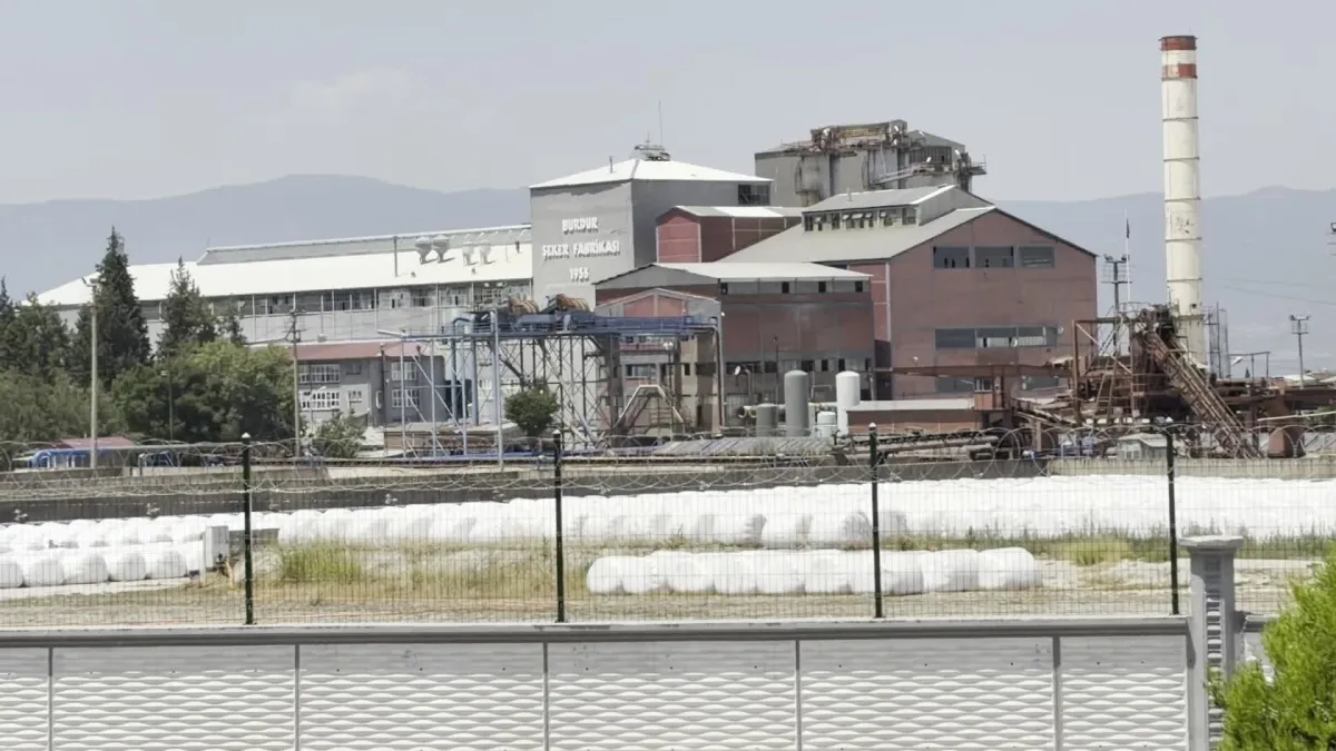 Burdur'da koku şikayetleri üzerine şeker fabrikasına 3 bin 705 lira ceza