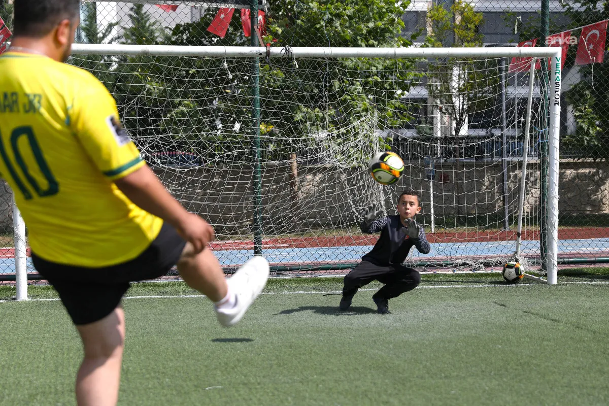 Keçiören Yaz Spor Okulları yoğun katılımla devam ediyor