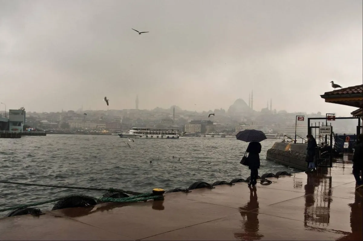 AKOM'dan yarın için İstanbul'da sağanak uyarısı