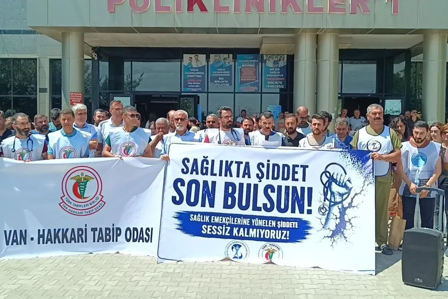 Sağlık emekçilerinden sağlıkta şiddete tepki