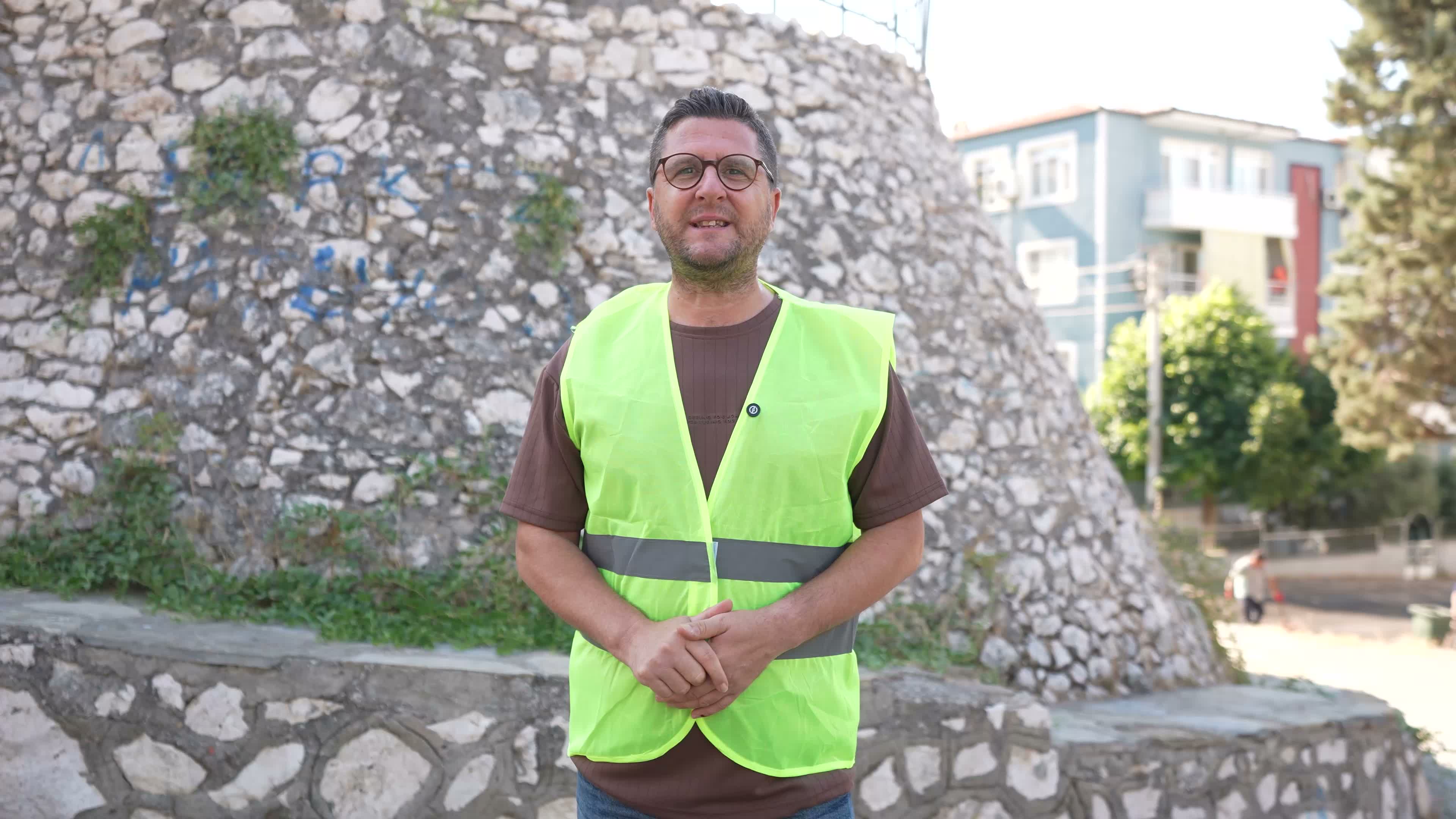 Buca Belediyesi'nden yaz seferberliği: 47 mahallede dip köşe temizlik