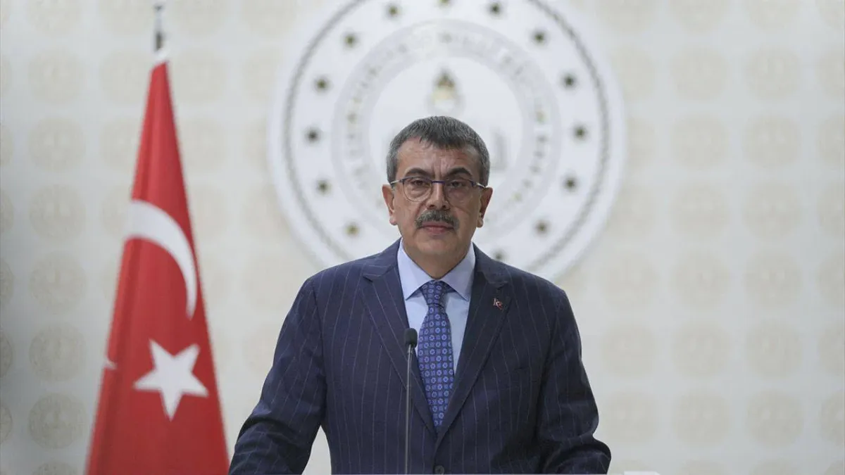 Yusuf Tekin: "Alevi Bektaşi vatandaşlarımız, 'Allah Tayyip Erdoğan'dan razı olsun, onun sayesinde insani koşullarda cem yapmaya başladık' diyorlar