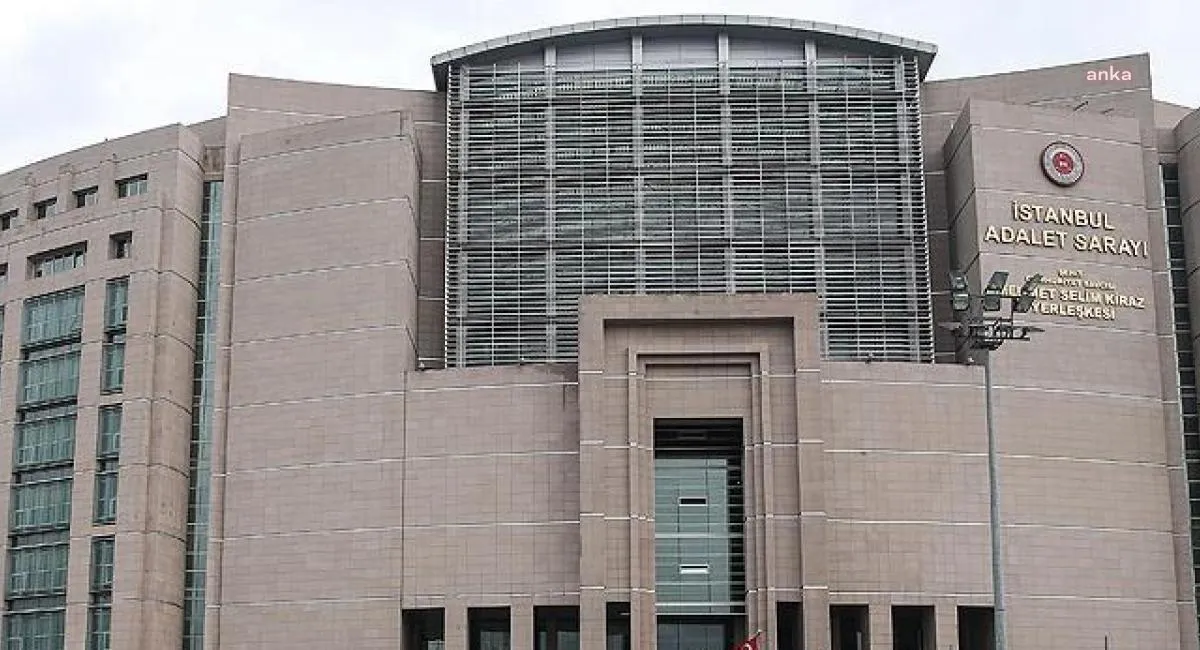 İstanbul Cumhuriyet Başsavcılığı'ndan, CHP’nin katılım törenindeki “paralı figüran” iddiasına soruşturma