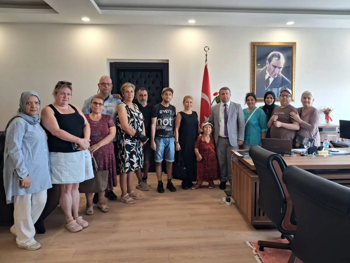 Ayvalık’ta Birlik Ortopedik Engelliler Derneği'nden Kaymakam Çimşit’e ziyaret