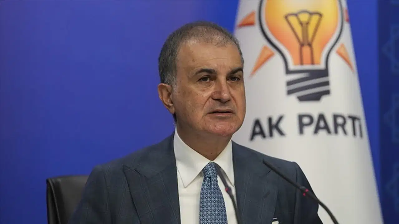 AKP Sözcüsü Ömer Çelik'ten sahte üyelikler üzerine açıklama: 'Sistemde açıklar olabiliyor'