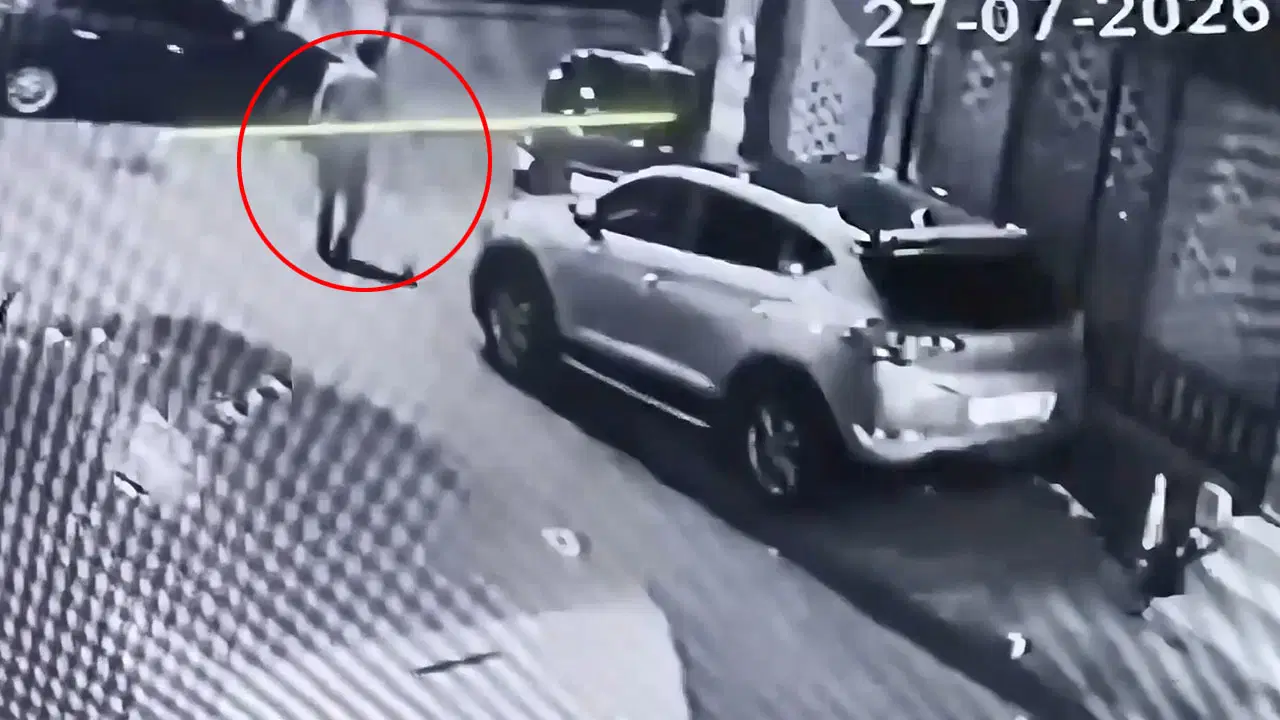 Beyoğlu'nda korku dolu anlar... Temizlik işçisi sokakta ceset buldu!
