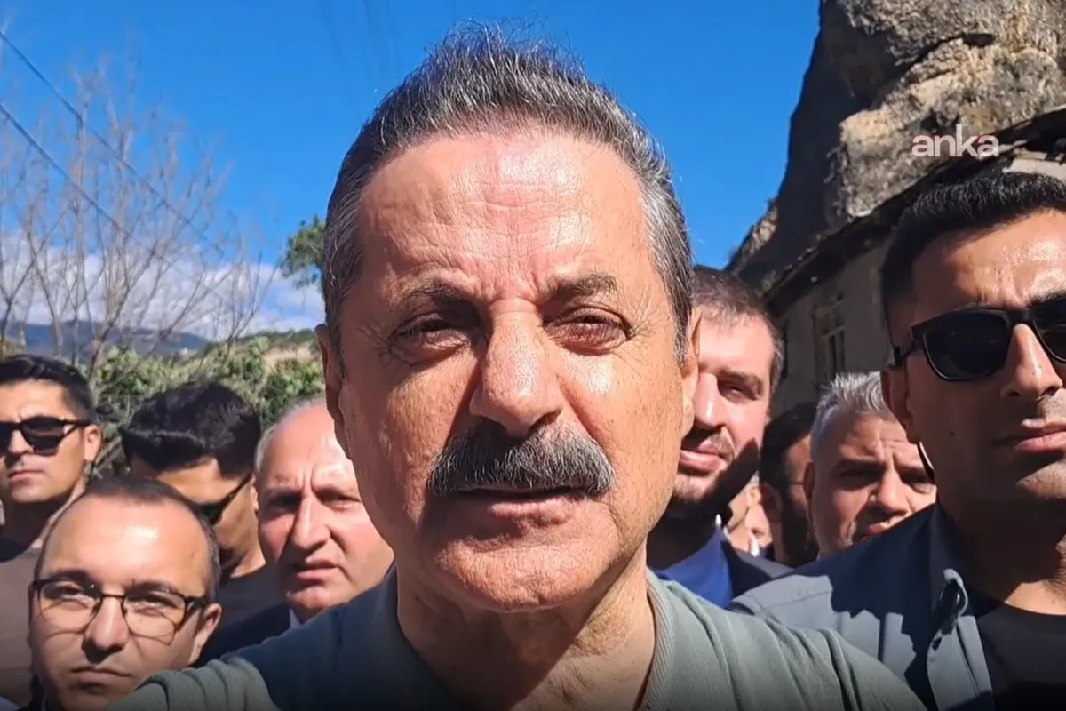AKP’li Çelik, sebep olduğu sorunu eleştirdi: “10 yıl çalışanla 25 yıl çalışanın aynı maaşı alması doğru değil”