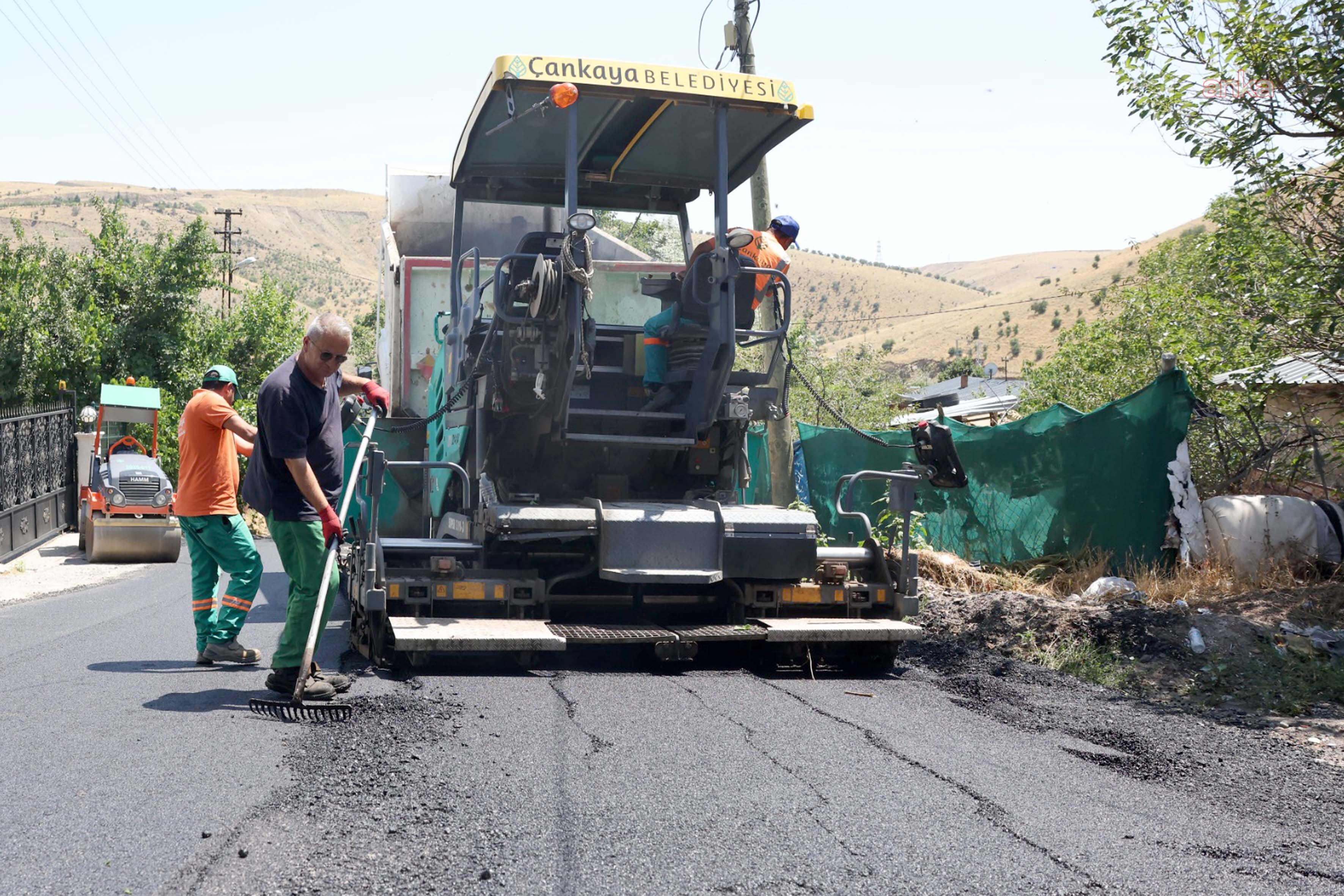 Çankaya'da asfalt sezonu sürüyor